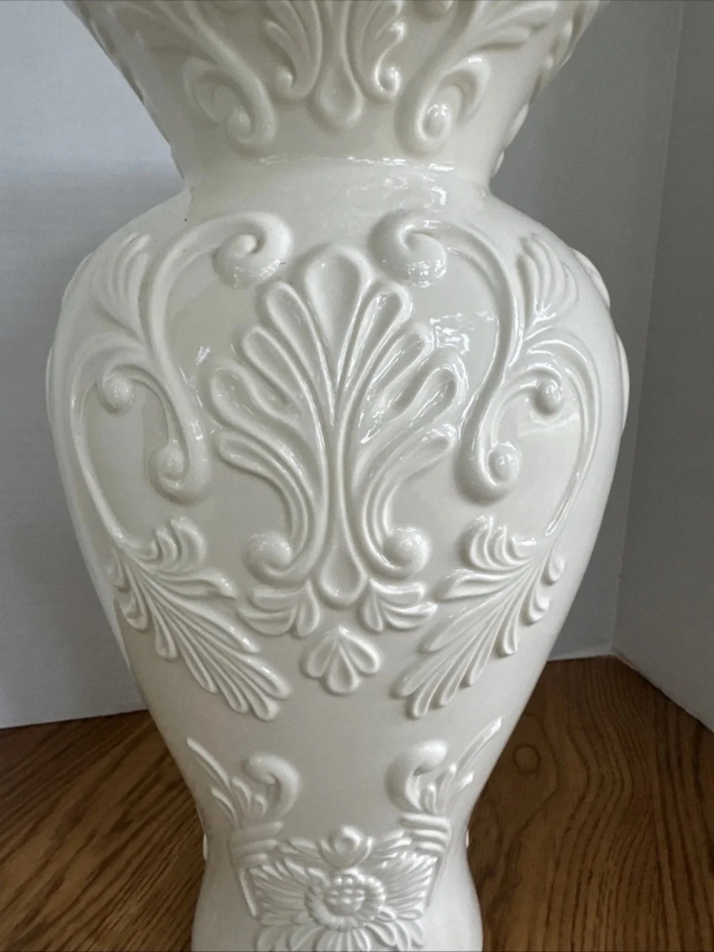 Rare find Lenox 16 inch Georgian  Elegant Embossed Ceramic Vase